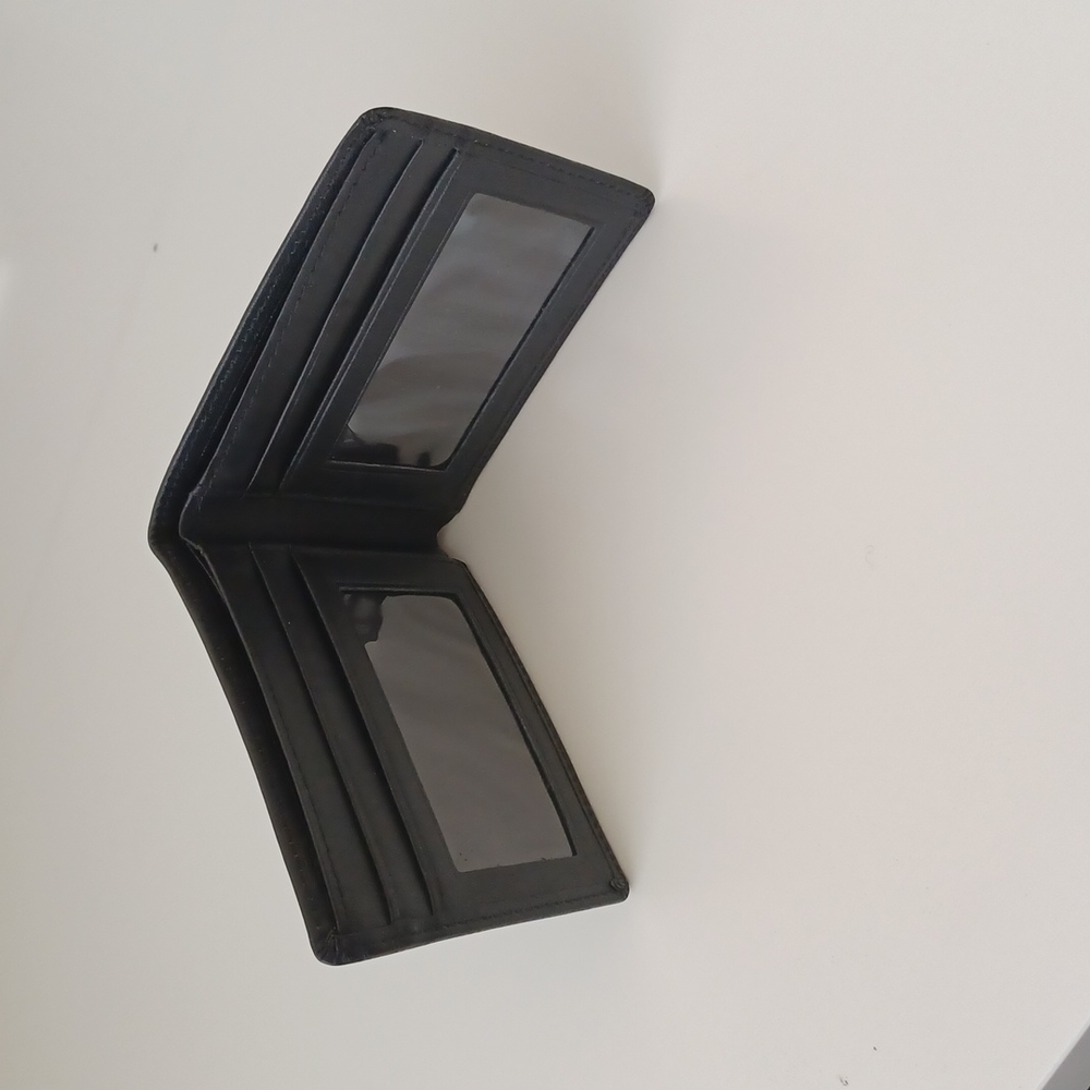 Royse Black Leather Wallet